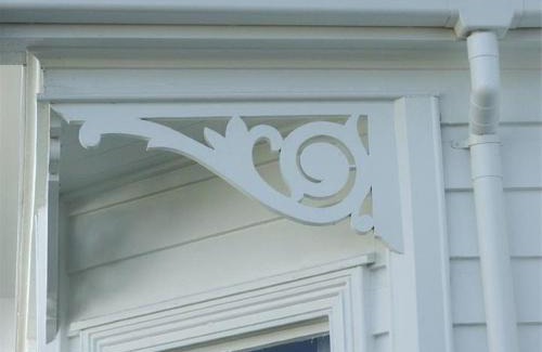 Devonport Hotel | The Esplanade Hotel