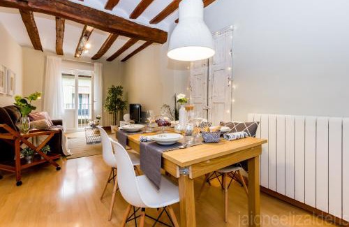 Old Town Apartment | The Estafeta View Apartment