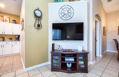 Windsor Palms Villa | The Explorer's Club - South Pool/Spa, Gated Area!