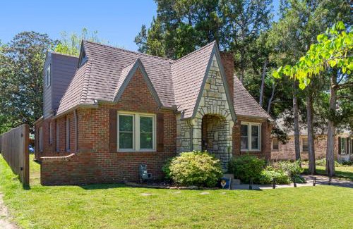 Oakland House | The EXPO Square House-walk to the show