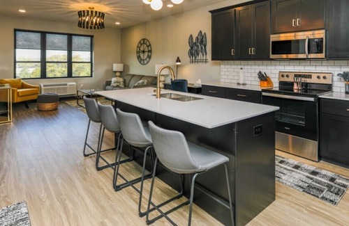 Altoona Apartment | The Fairway - Apartment 204, 1 Bed 1 Bath