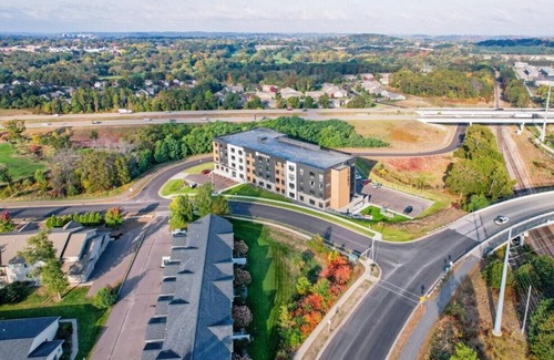 Altoona Apartment | The Fairway