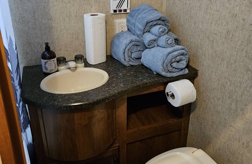 Fort Mitchell RV Rental | The faith grain camper