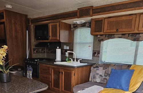 Fort Mitchell RV Rental | The faith grain camper