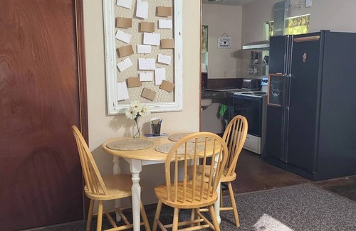 Eustace Cottage | The Farm Housenn
