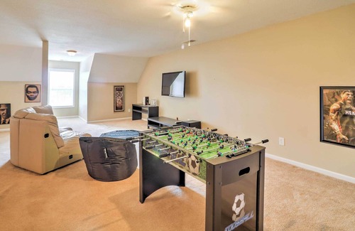 Zebulon House | 'The Farm Mansion' w/ 3 Stories + Private Pool!