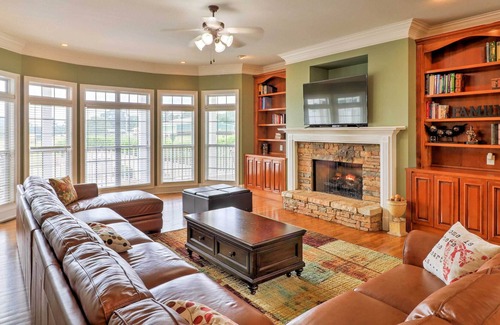 Zebulon House | 'The Farm Mansion' w/ 3 Stories + Private Pool!