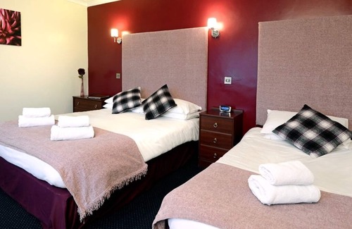 Bankend Hotel | The Farmers Inn