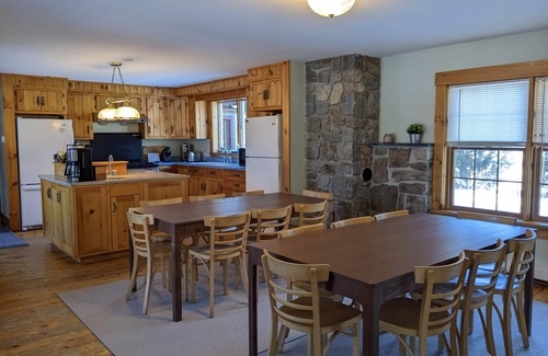 Bryant Pond House | The Farmhouse at Bryant Pond