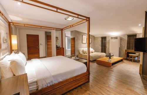 Na Chom Thian Hotel | The Farmhouse at Polo Escape