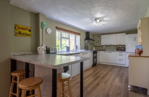 Happisburgh Apartment | The Farmhouse | East Ruston Cottages