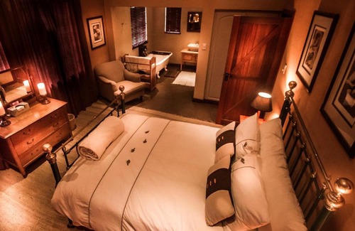 Nottingham Road Ski Chalet | The FarSide Dam Cottage