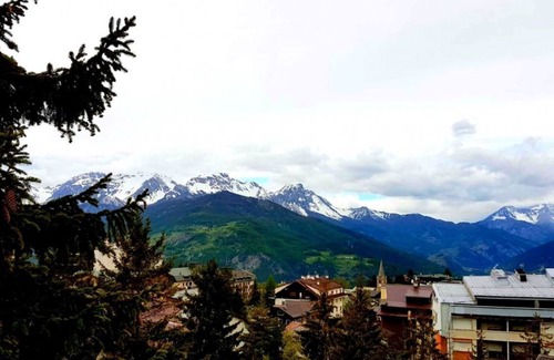 Sauze d'Oulx Apartment | The fashion house of the mountaineers