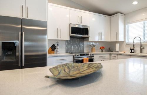 Sunset Ridge House | The Fashionable Fox Trotter with Heated Pool
