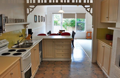 St Helens House | The Federation Cottage
