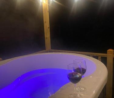 Glasgow Other | The Fells - Campsie Luxury Pods with hot tub