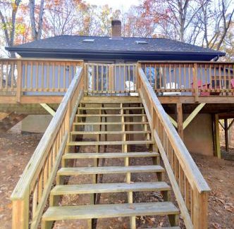Great Cacapon House | The Fern - Private - Pet Friendly - Fireplace - River Access - Fire Pit - EV Station