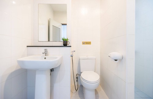 Rong Muang Hotel | The Fifth Residence Hotel