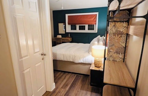 New Forest District Hotel | The Fighting Cocks