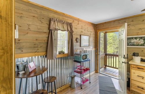 Moravian Falls Cabin | The Fire Cabin sets in the heart of the beautiful Moravian Falls