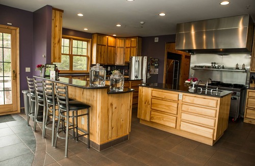 Two Harbors Bed & Breakfast | The Fitzgerald Manor BnB is Your Northwoods Destination !