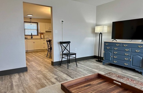 Shippensburg Apartment | The Flat on Olde Scotland - Two bedroom, one bath flat with full kitchen