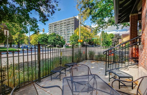 University North Apartment | The Flats
