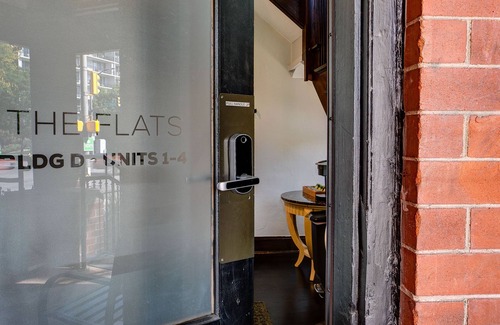 University North Apartment | The Flats