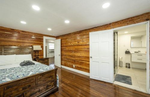 Meadows House | The Fleming Suite