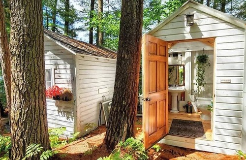 Brantingham Boat Rental | The Floater-A House Boat on Grant Island, Bham Lk