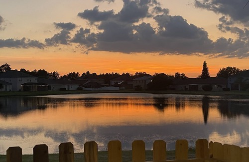 Vista East House | The Floral Cove…Family Friendly 15 mins from MCO airportn 20 mins from Disney