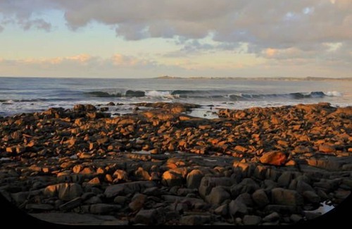 Greens Beach Cottage | The Foreshore Greens Beach