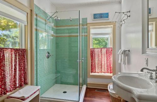 Three Oaks House | The Fourth Oak