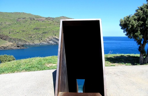 Portbou Apartment | The French Consul's Apartment