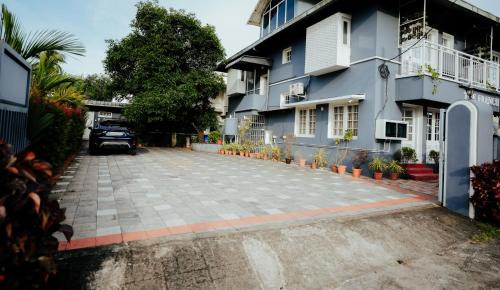 Sea View Ward House | The French Square