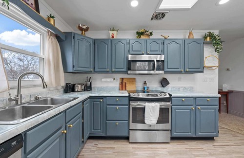 Gahanna House | The Gahanna Getaway S