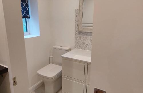 Wokingham Bed & Breakfast | The Galaxy