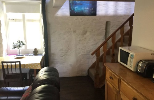 Machynlleth Cottage | The Gallery
