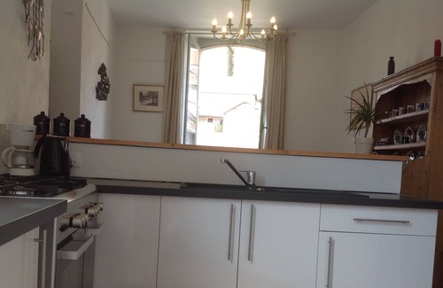 Puy-l'Eveque Apartment | The Gallery in heart of the Medieval Village.