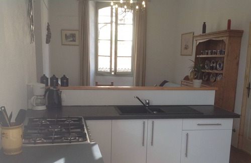 Puy-l'Eveque Apartment | The Gallery in heart of the Medieval Village.