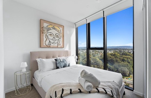 Broadbeach Apartment | The Gallery - Q Stay
