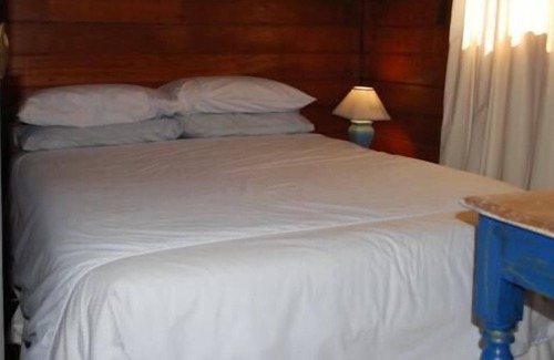 Featherston Cottage | The Gamekeeper's Cottage, Longwood