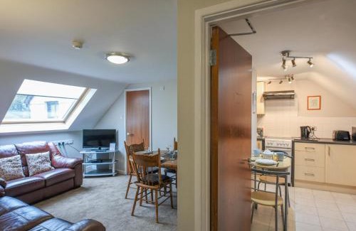 Llanteg House | The Garden Lodge Flat - Uk49415