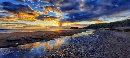 Rossnowlagh Bed & Breakfast | The Gaslight Inn Self Catering Holiday Apartments Rossnowlagh Donegal