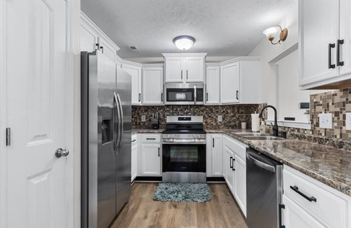 Clarksville House | The Gate 4 Getaway, Home Away From Home