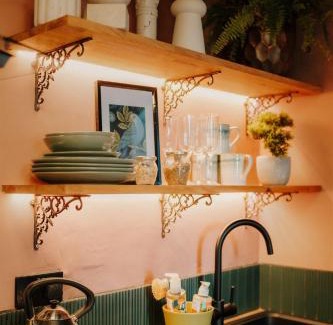 Biddestone Apartment | The Gate Lodge by Mint Stays