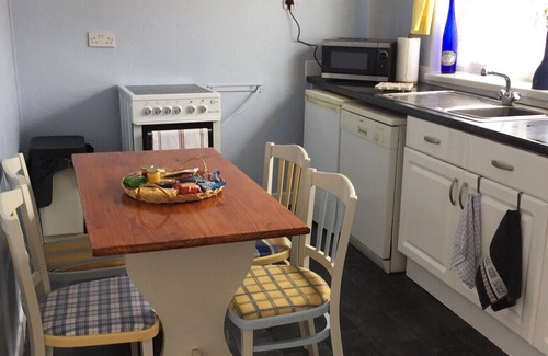 Amlwch Apartment | The Gatehouse apartment - Penysarn