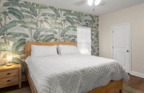 Gainesville House | The Gator Grove Retreat