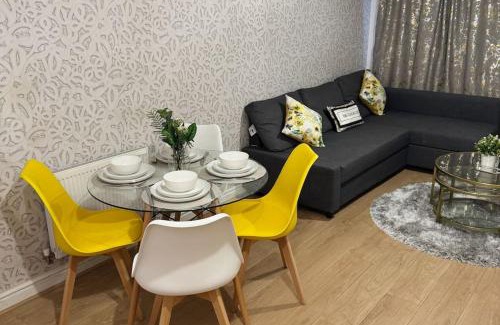 Addiscombe Apartment | The Genesis Home