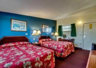Georgetown Cabin | The Georgetown Inn